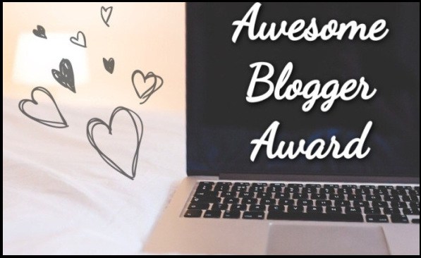 awesome-blogger-award-lyndurante